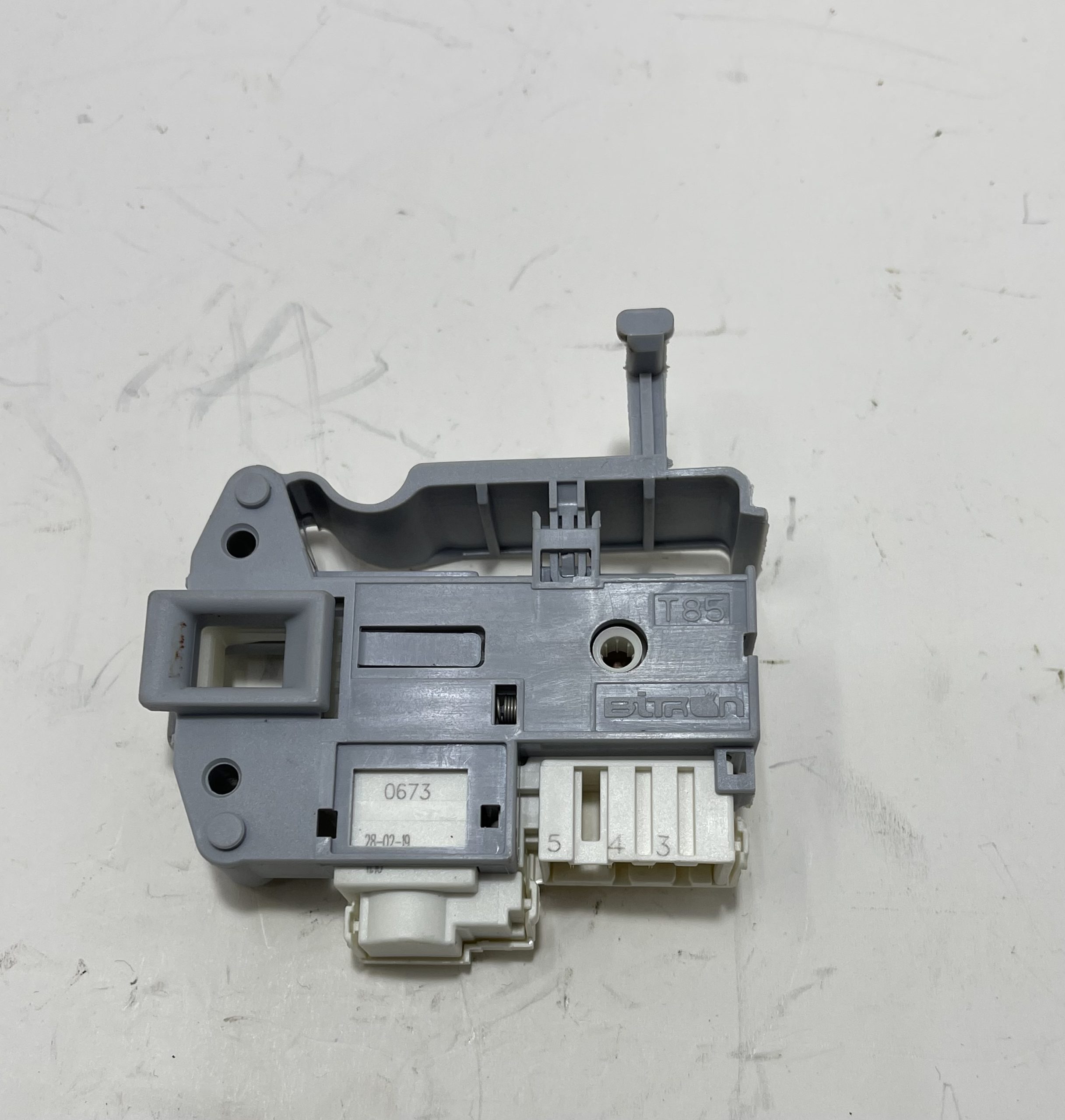 ELETTROSERRATURA BLOCCOPORTA PER LAVATRICE  ARISTON INDESIT 00225224 C00254755