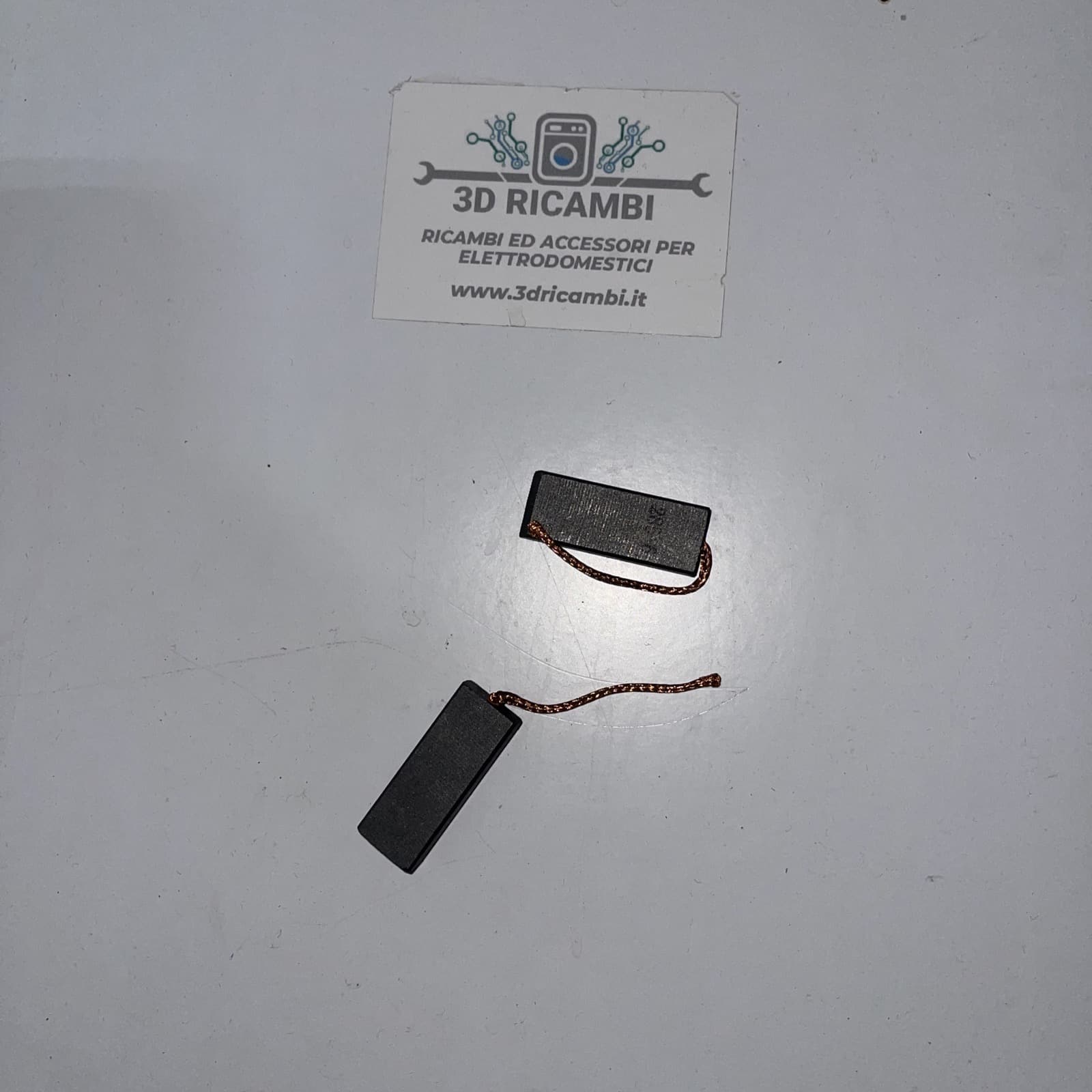 CARBONCINI SPAZZOLE MOTORE PER LAVATRICE  BOSCH SIEMENS 00215801