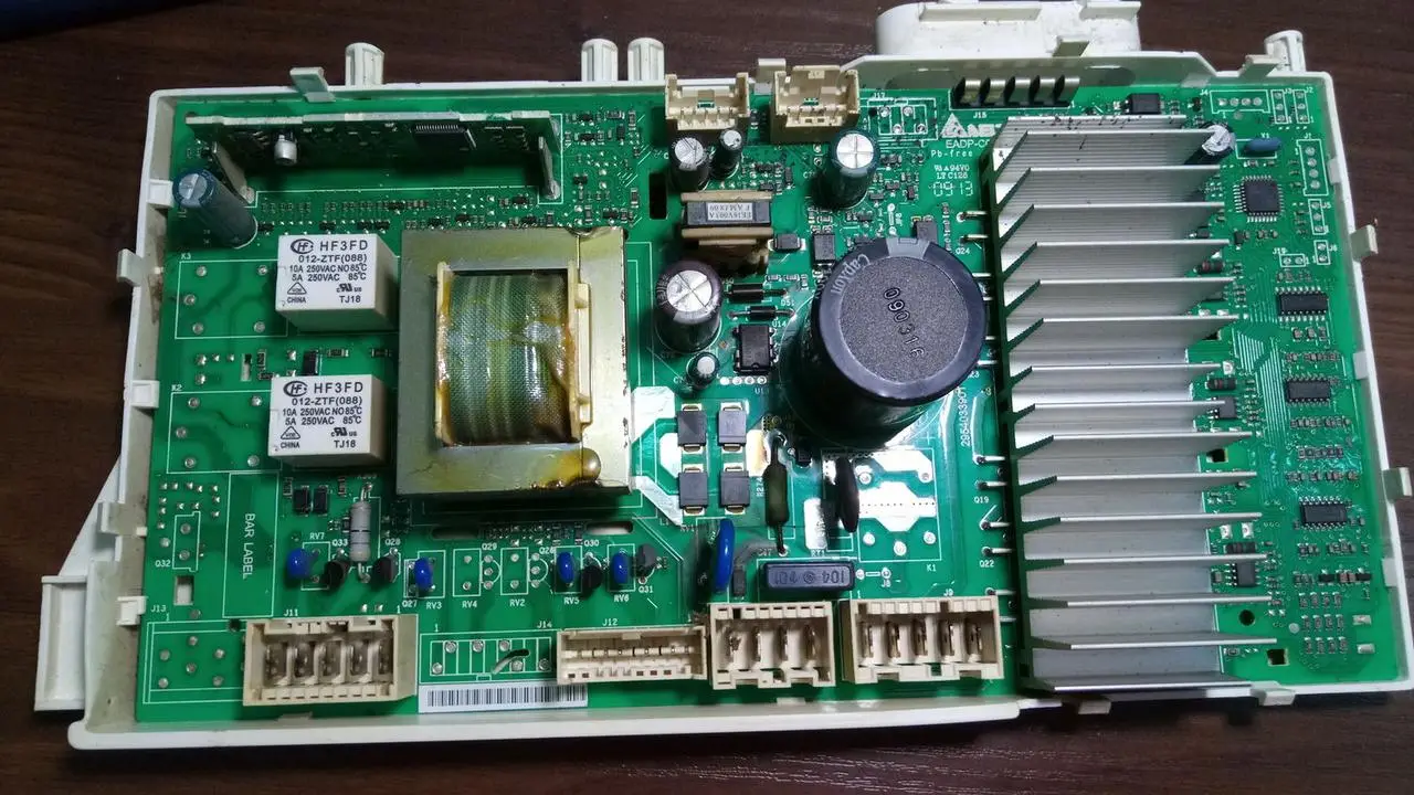 RIPARAZIONE SCHEDA LAVATRICE ARISTON INDESIT C00274166/482000023149